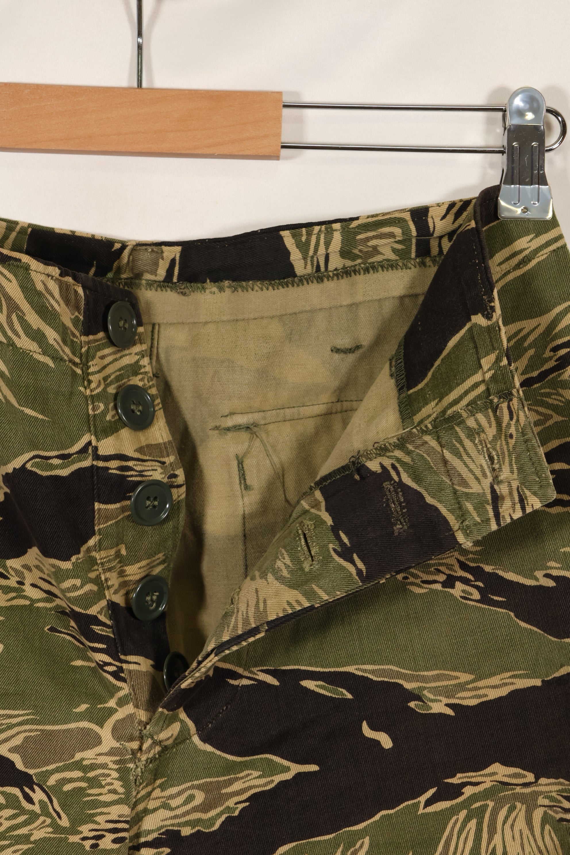 実物 沖縄タイガー タイガーストライプ パンツ Asian Cut 褪色あり 中古品