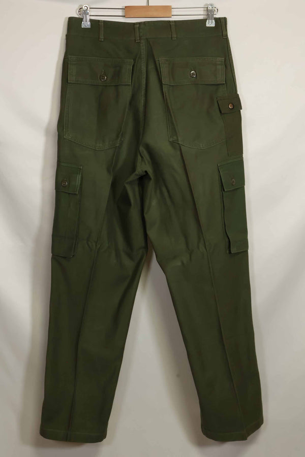 1960s lot OG-107 baker pants, cargo pocket modification, ex-special forces personnel, used, C
