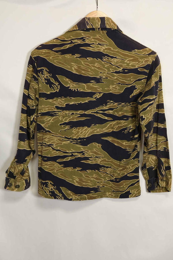 1960s Gold Tiger Tiger Stripe shirt Asian cut, no stamp, good used condition