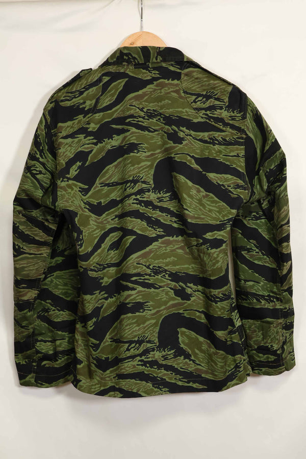 1968 4th Model VNMC Tiger Stripe Shirt, almost never used, size A-3