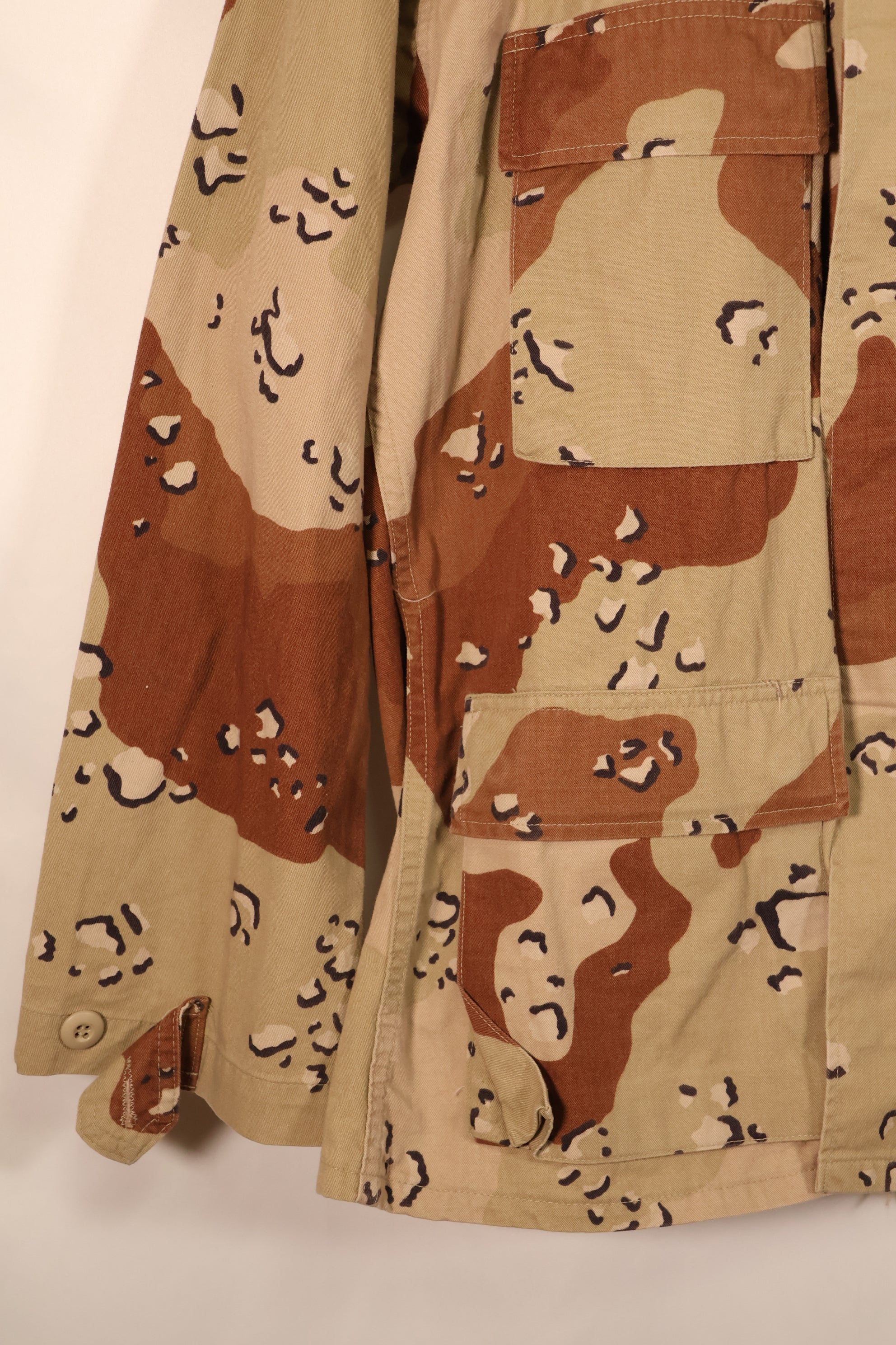 1990 Contract, S-R, U.S. Navy, US NAVY, Individual Item, 6C Desert Color, Chocolate Chip Camo Jacket, Used