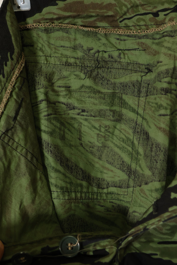 1968 and 1969 73rd surveillance airplane company direct embroidery VNMC 4th pattern tiger stripe set, never used