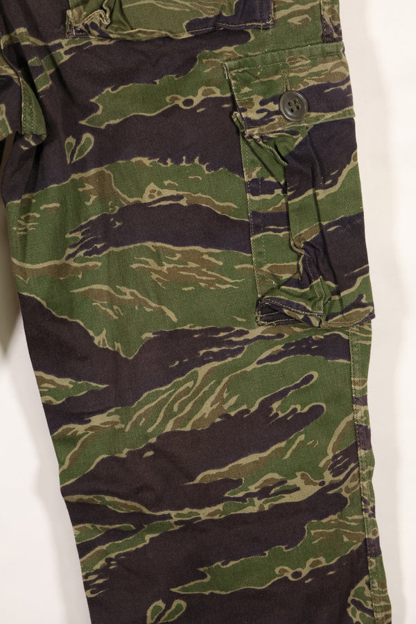 Real tiger stripe pants, gold tiger derived pattern, missing button, almost unused.