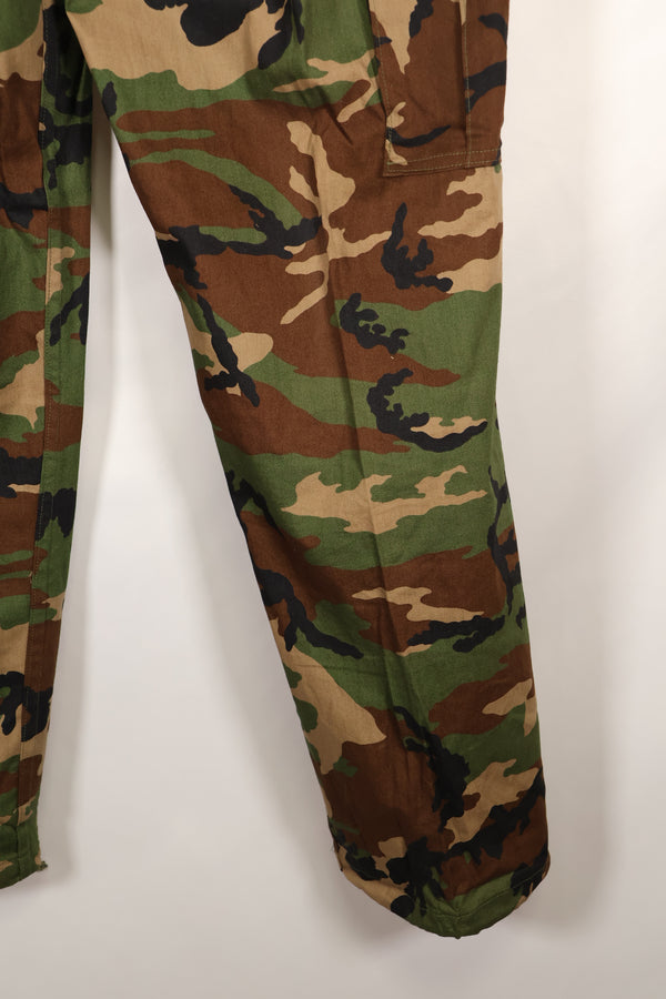 1980's Okinawa souvenir ERDL camouflage Woodland camouflage locally made pants, unused.