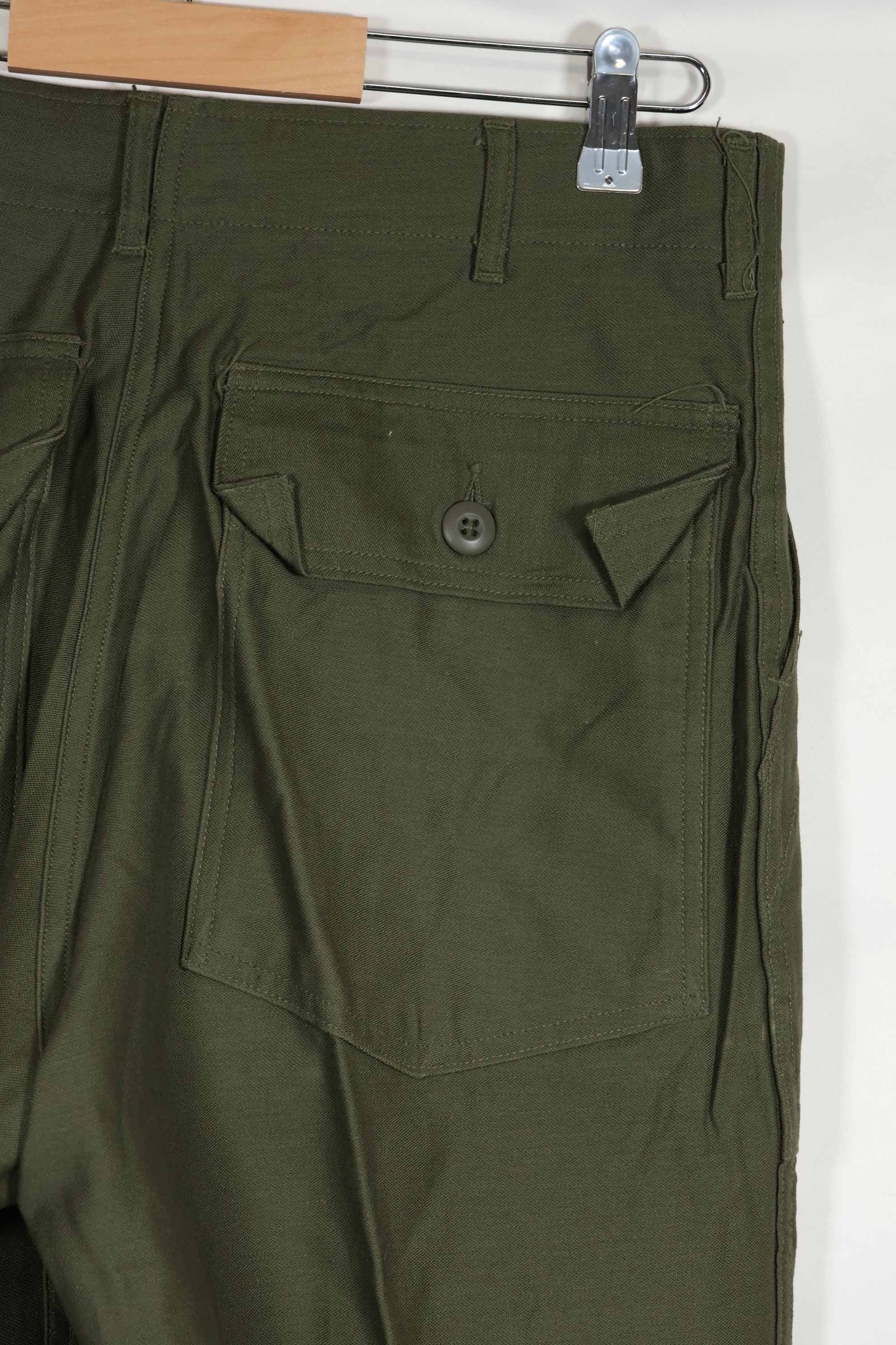 1971 deadstock OG-107 utility pants, baker pants, 32 x 31, never used.