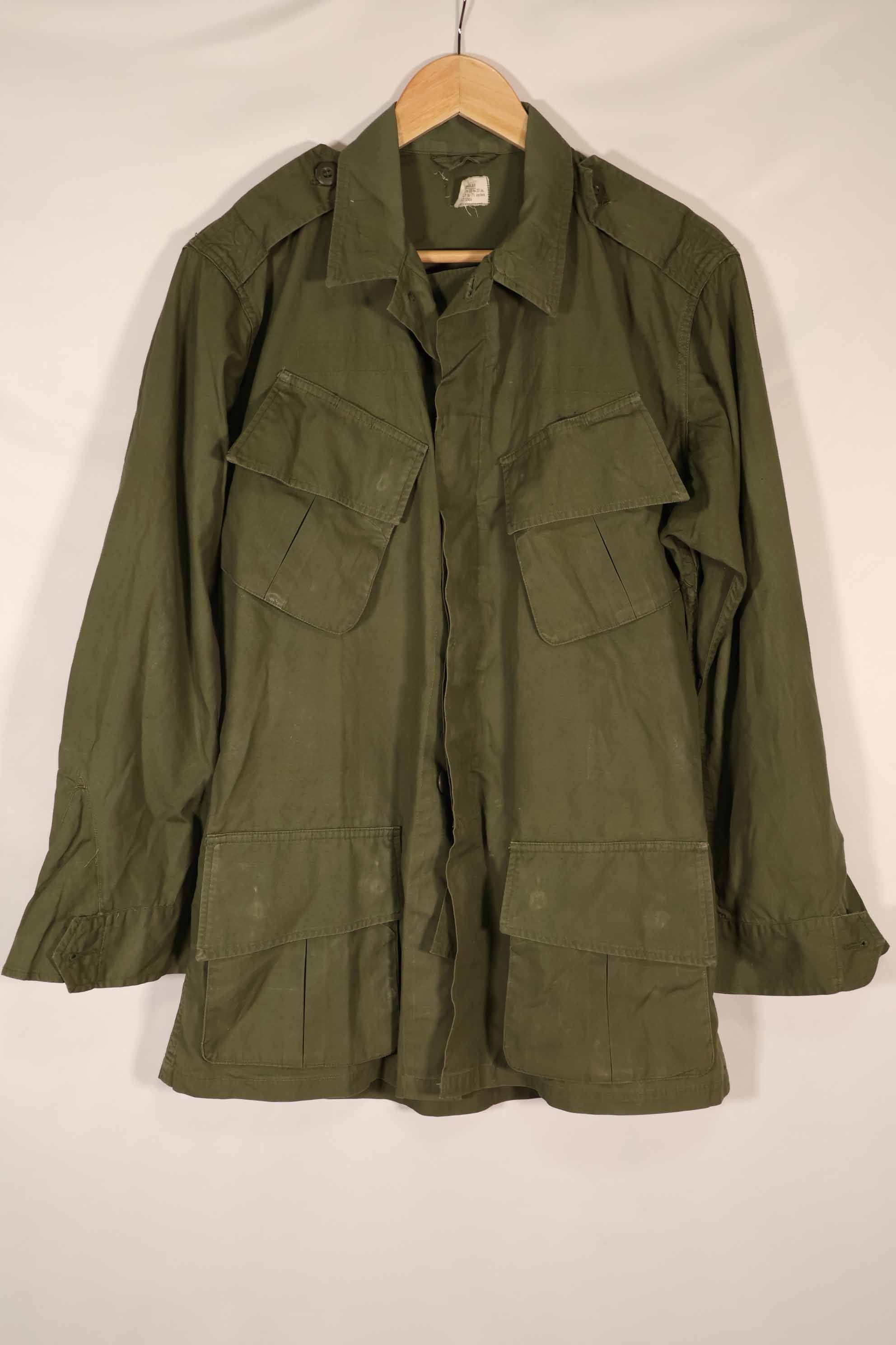 Real 2nd Model Jungle Fatigue Jacket S-R Used, faded, stained.