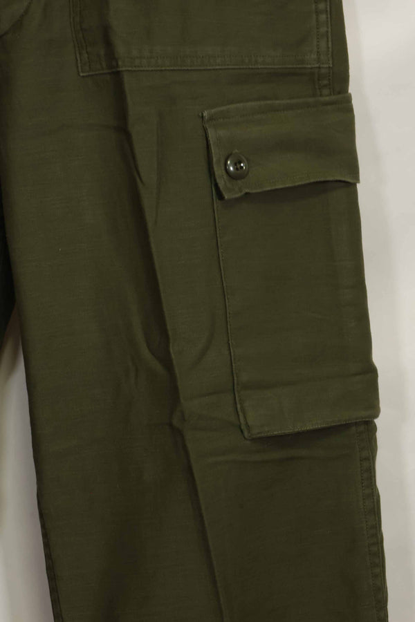 1960s lot OG-107 baker pants with modified cargo pockets, ex-special forces personnel, used, D