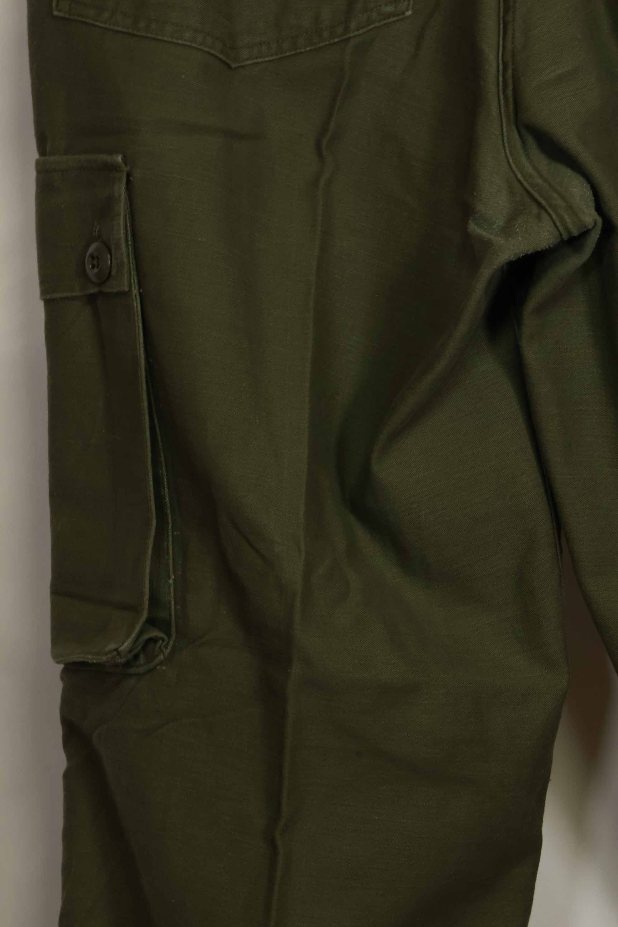 1960s lot OG-107 baker pants with modified cargo pockets, ex-special forces personnel, used, D