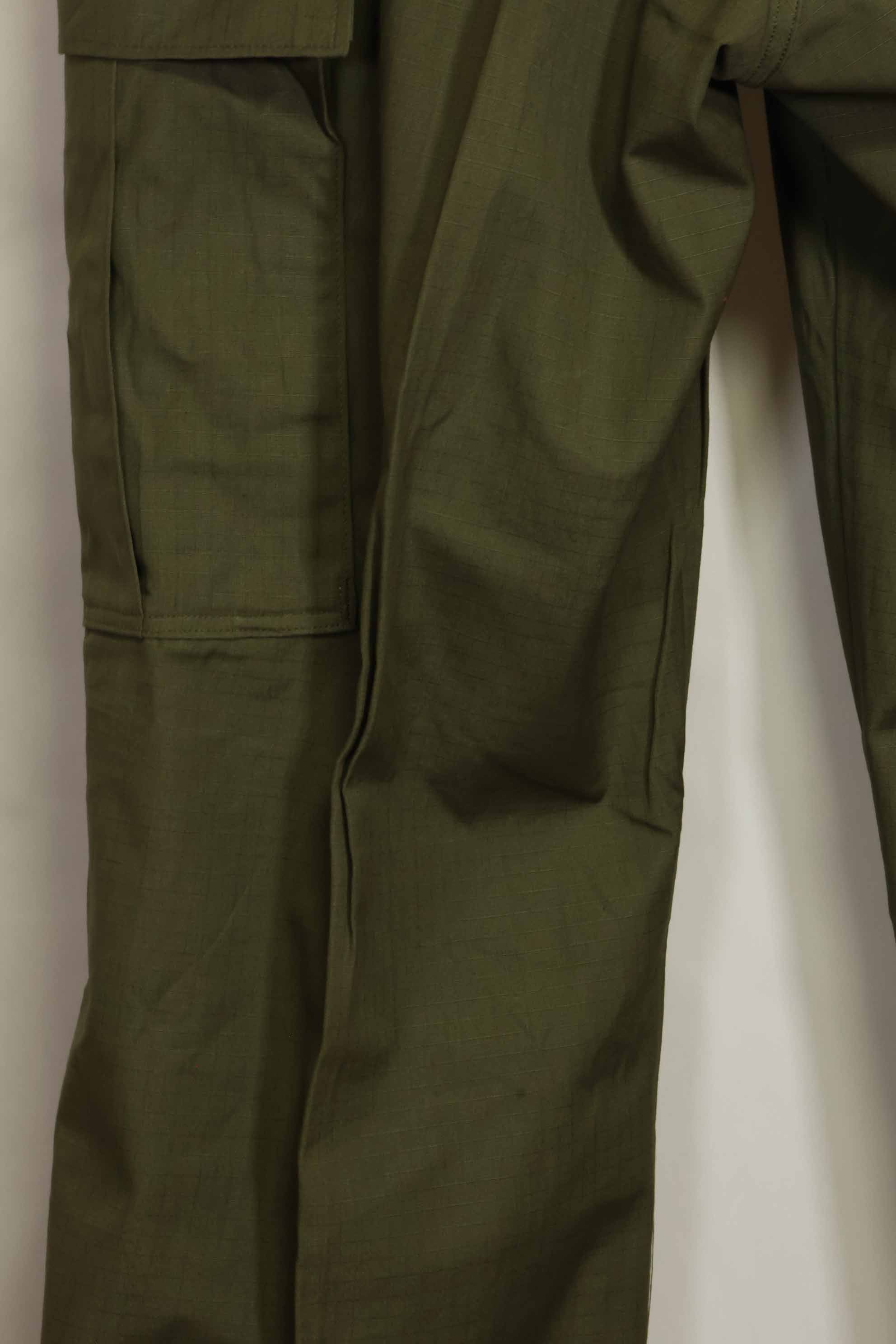 1960's Deadstock 4th Model Jungle Fatigue Pants, no size tag, never used.
