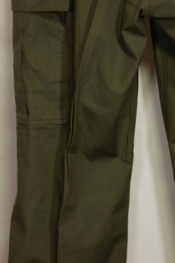 1960's Deadstock 4th Model Jungle Fatigue Pants, no size tag, never used.