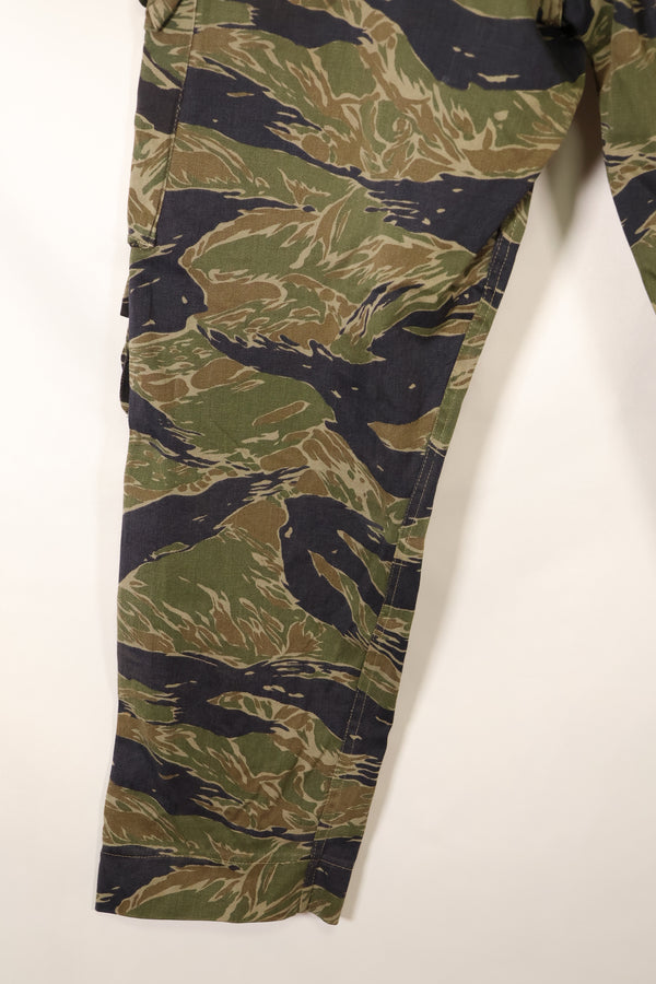 1960年代中頃　A-L　シルバータイガーパターン　Asian カット　パンツ　補修あり　中古品