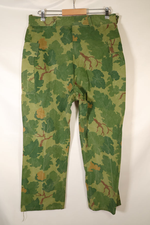 Late 1960s to early 1970s | Privately sourced | Mitchell camouflage | USMC | WWII HBT-style cut | Reversible pants | Used
