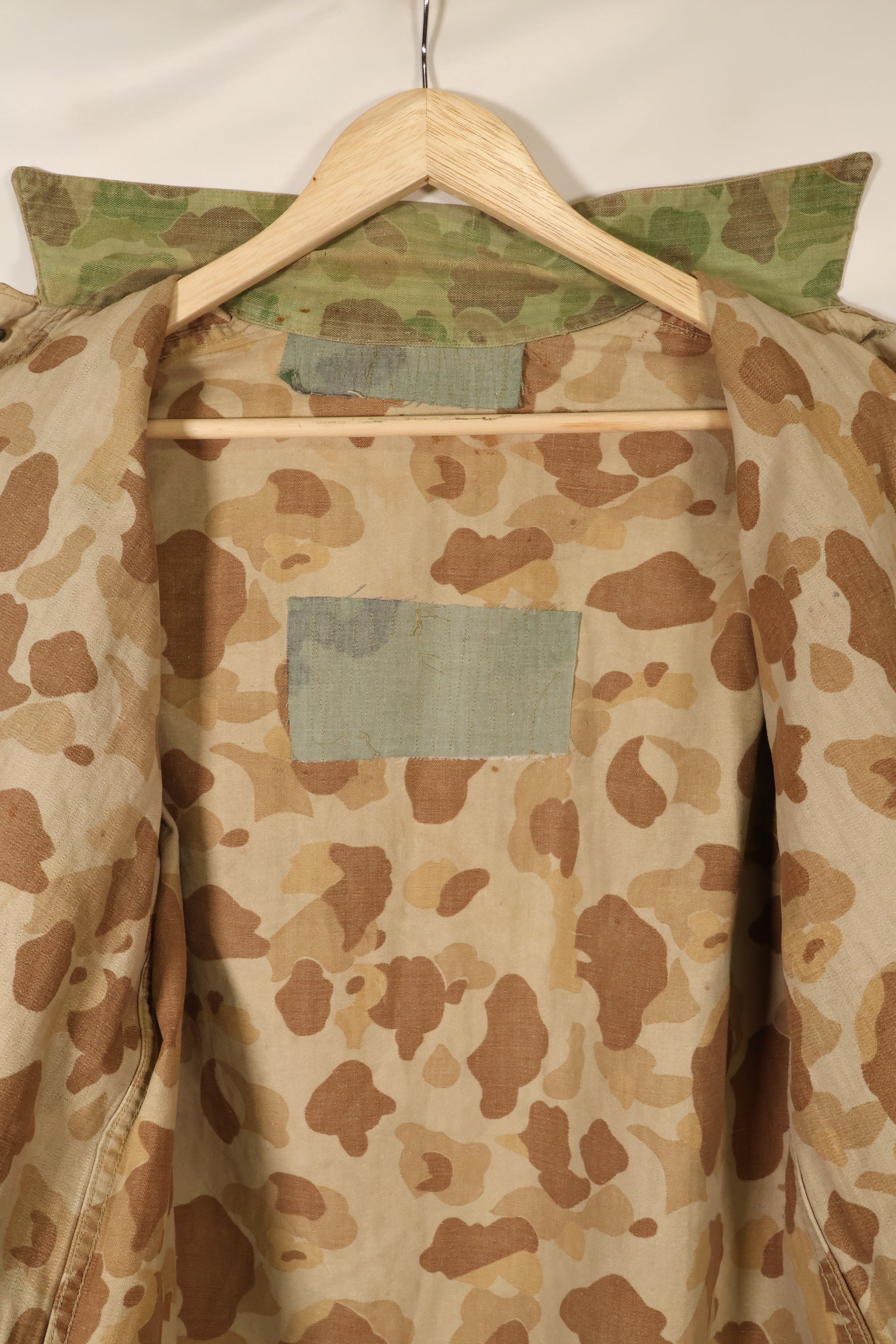 1940s WWII USMC P-44 Frogskin Camouflage Duck Hunter Jacket, used.