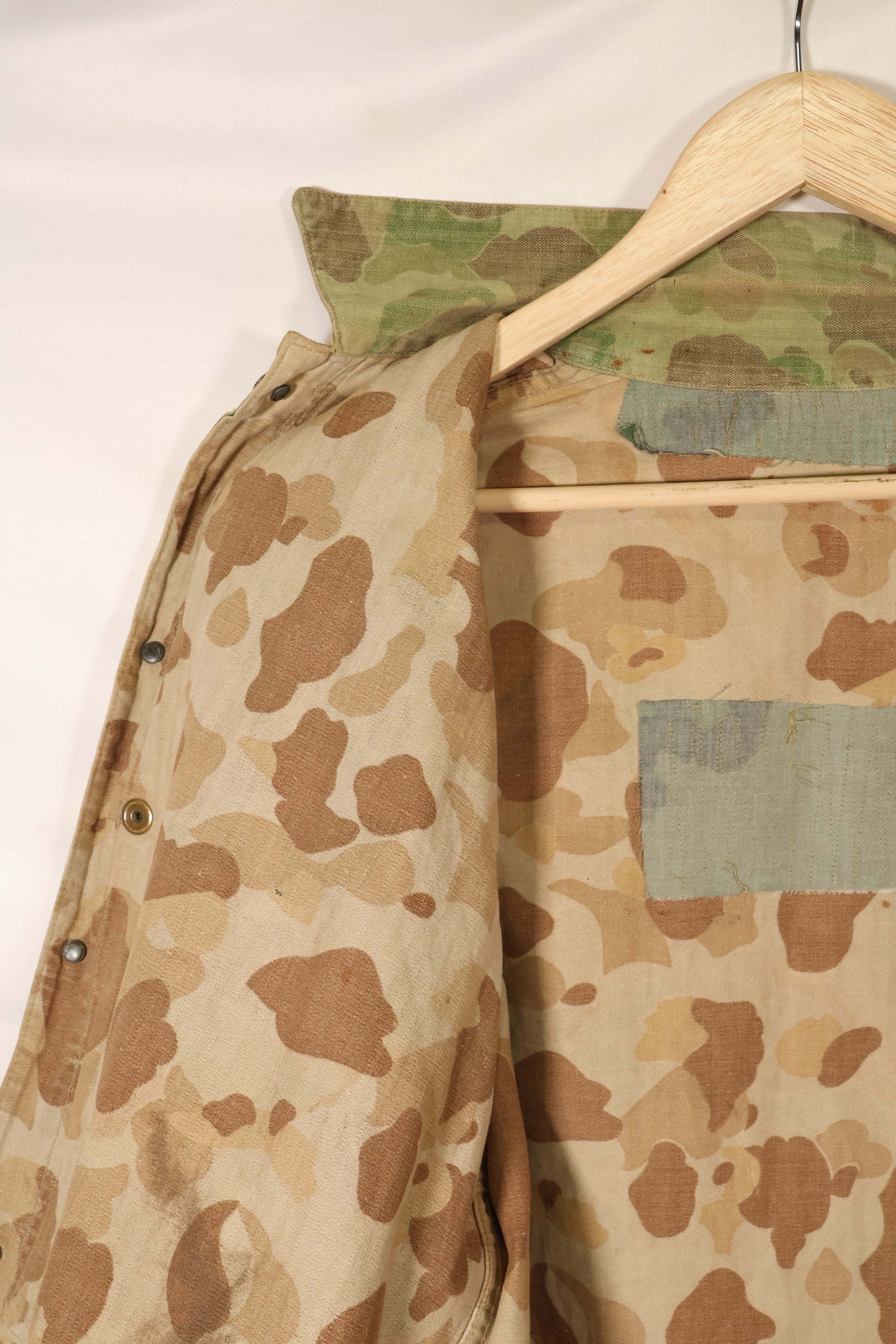 1940s WWII USMC P-44 Frogskin Camouflage Duck Hunter Jacket, used.