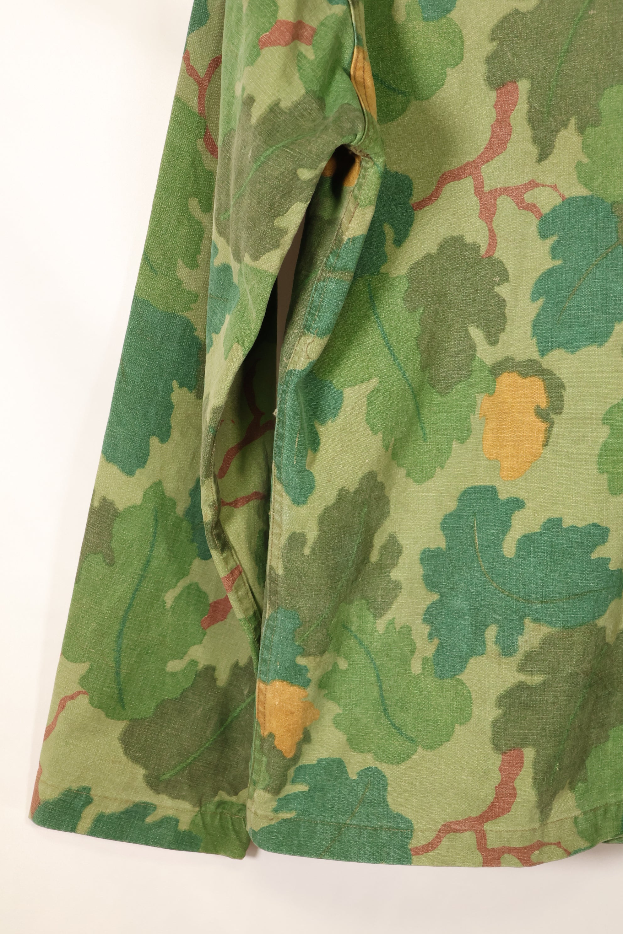 Late 1960s to early 1970s | Privately sourced | Mitchell camouflage | USMC | OG-107 utility cut shirt | Used