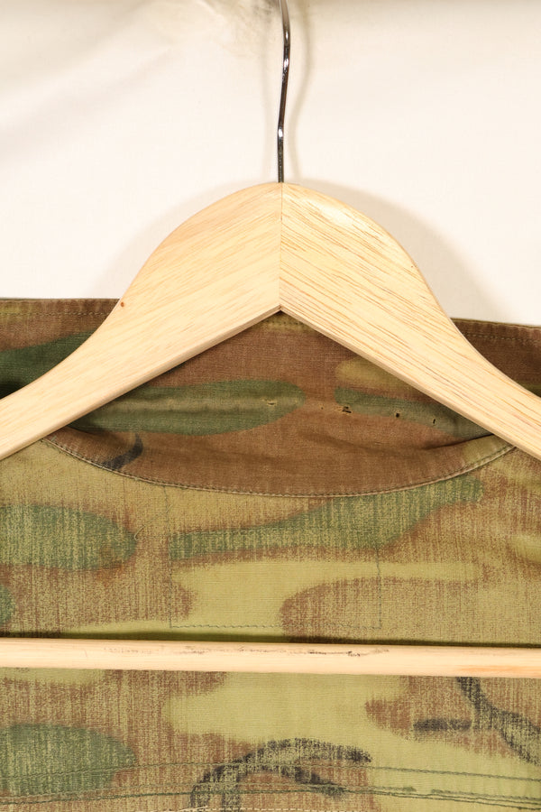 Mid-1960s non ripstop fabric ERDL camouflage rare print fabric jungle fatigues jacket, used.