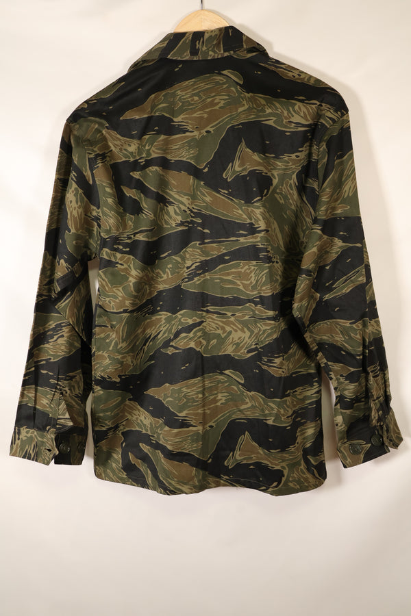 Circa 1965, Deadstock, Silver Tiger Pattern, Sizes A–L, Asian Fit Shirt