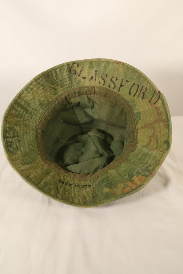1960s-early 70s USMC privately procured Mitchell pattern camouflage shelterhalf boonie hat, used.