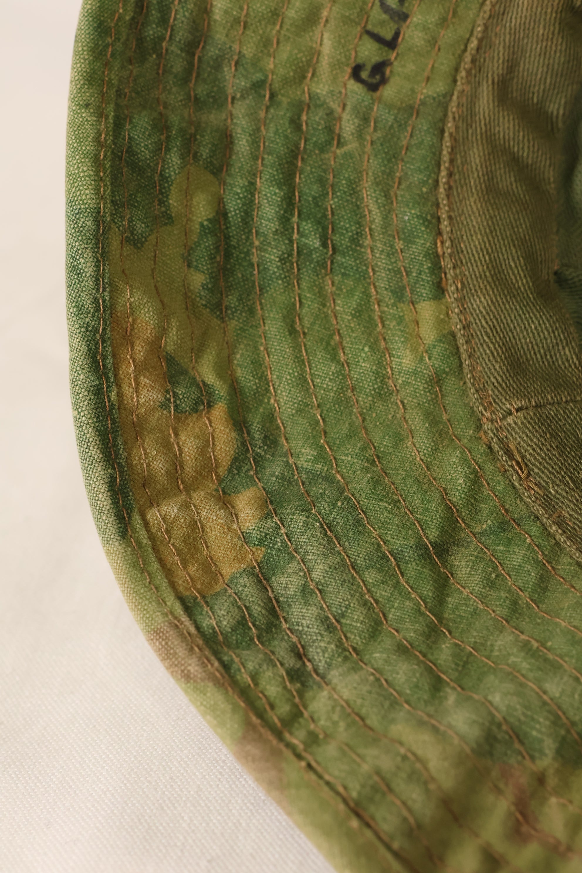 1960s-early 70s USMC privately procured Mitchell pattern camouflage shelterhalf boonie hat, used.