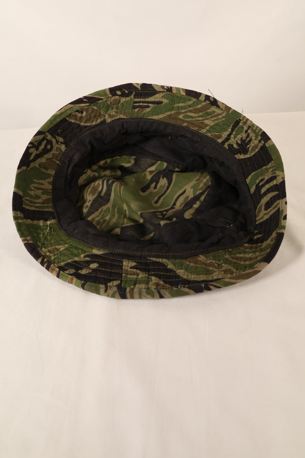 Late 1960s Late War Pattern Locally Made Booney Hat in good used condition.