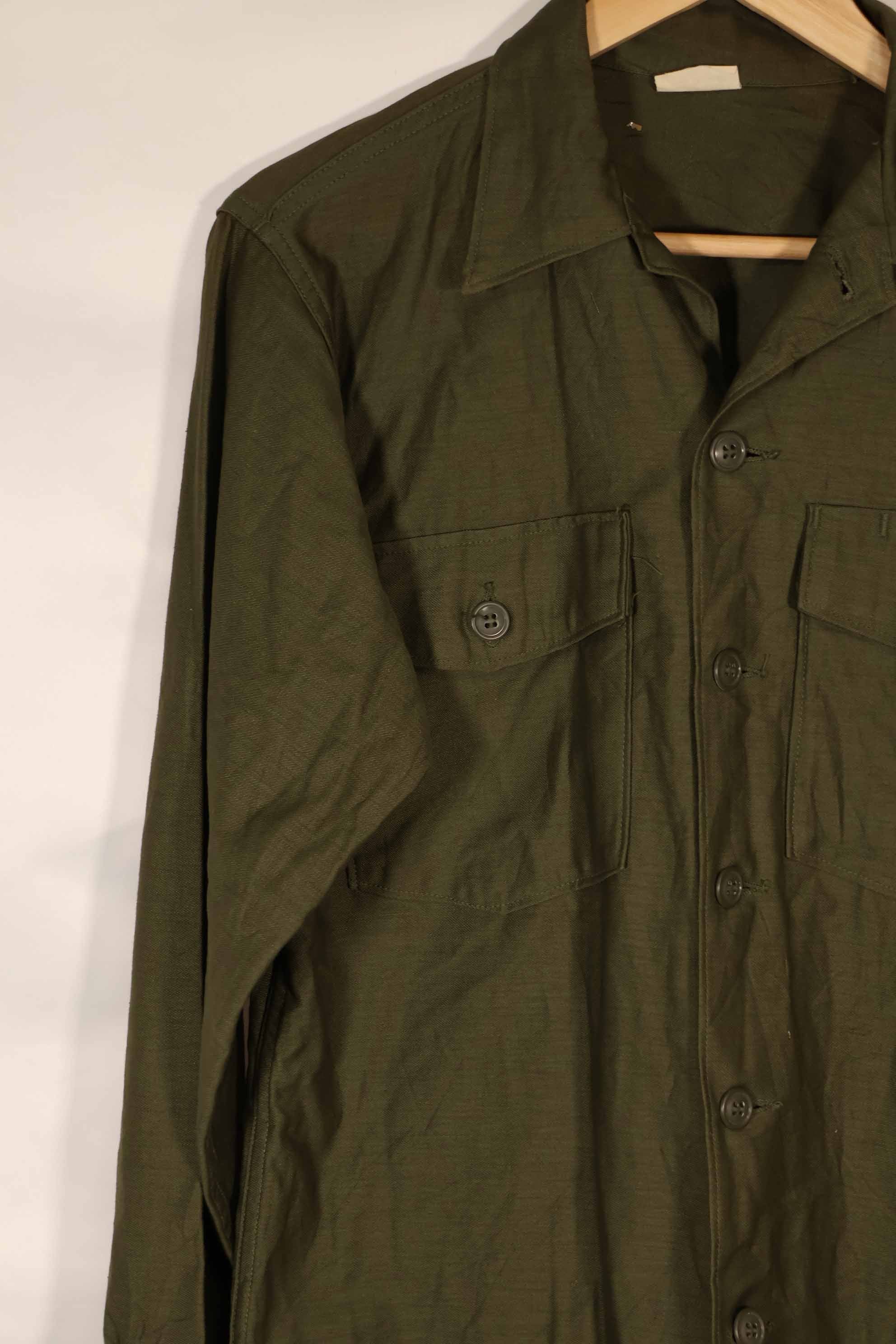 Real mid 1960s US Army OG-107 Utility Shirt 15 1/2 X35 Deadstock