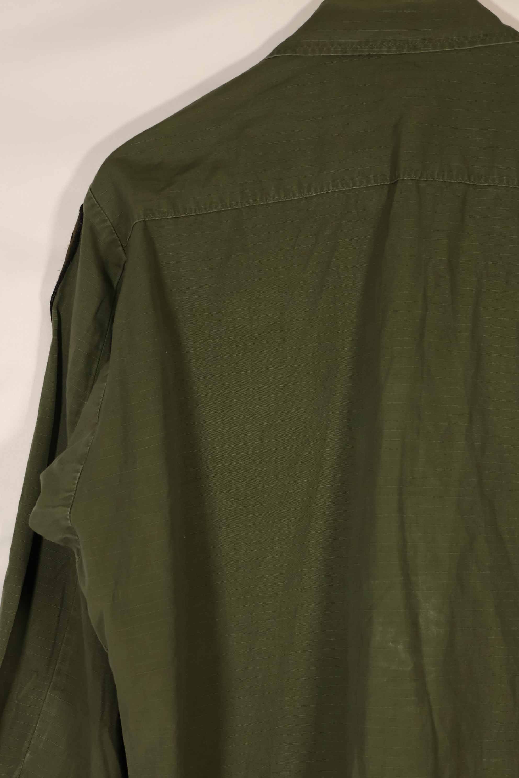 Real 1970 4th Model Jungle Fatigue Jacket M-R with insignia, used.