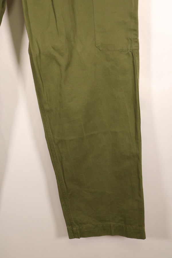1967年ロット　オーストラリア軍　AATTVなど　ジャングルグリーン　コンバットパンツ　ほぼ未使用品　A