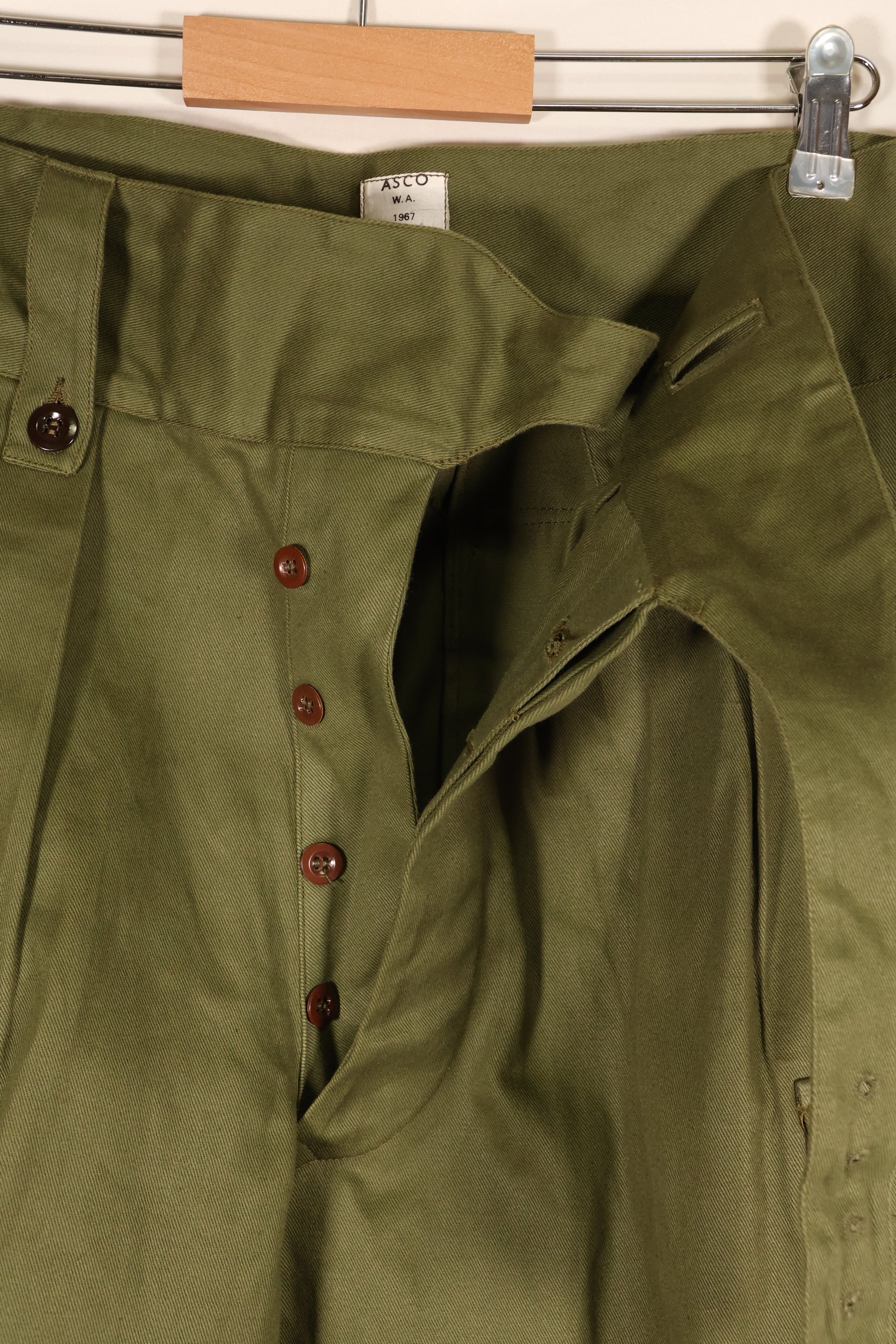 1967年ロット　オーストラリア軍　AATTVなど　ジャングルグリーン　コンバットパンツ　ほぼ未使用品　B