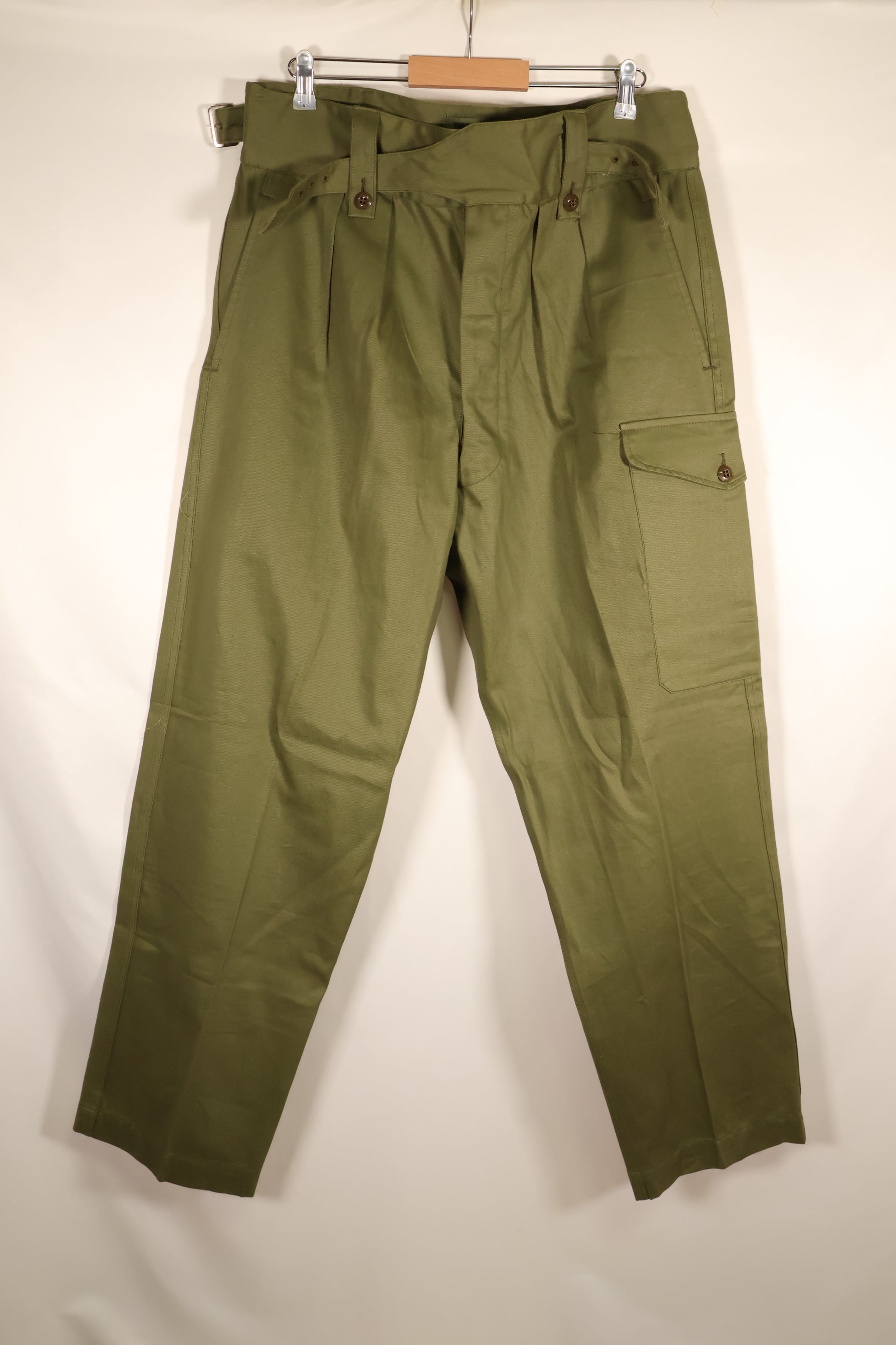 1967年ロット　オーストラリア軍　AATTVなど　ジャングルグリーン　コンバットパンツ　ほぼ未使用品　C