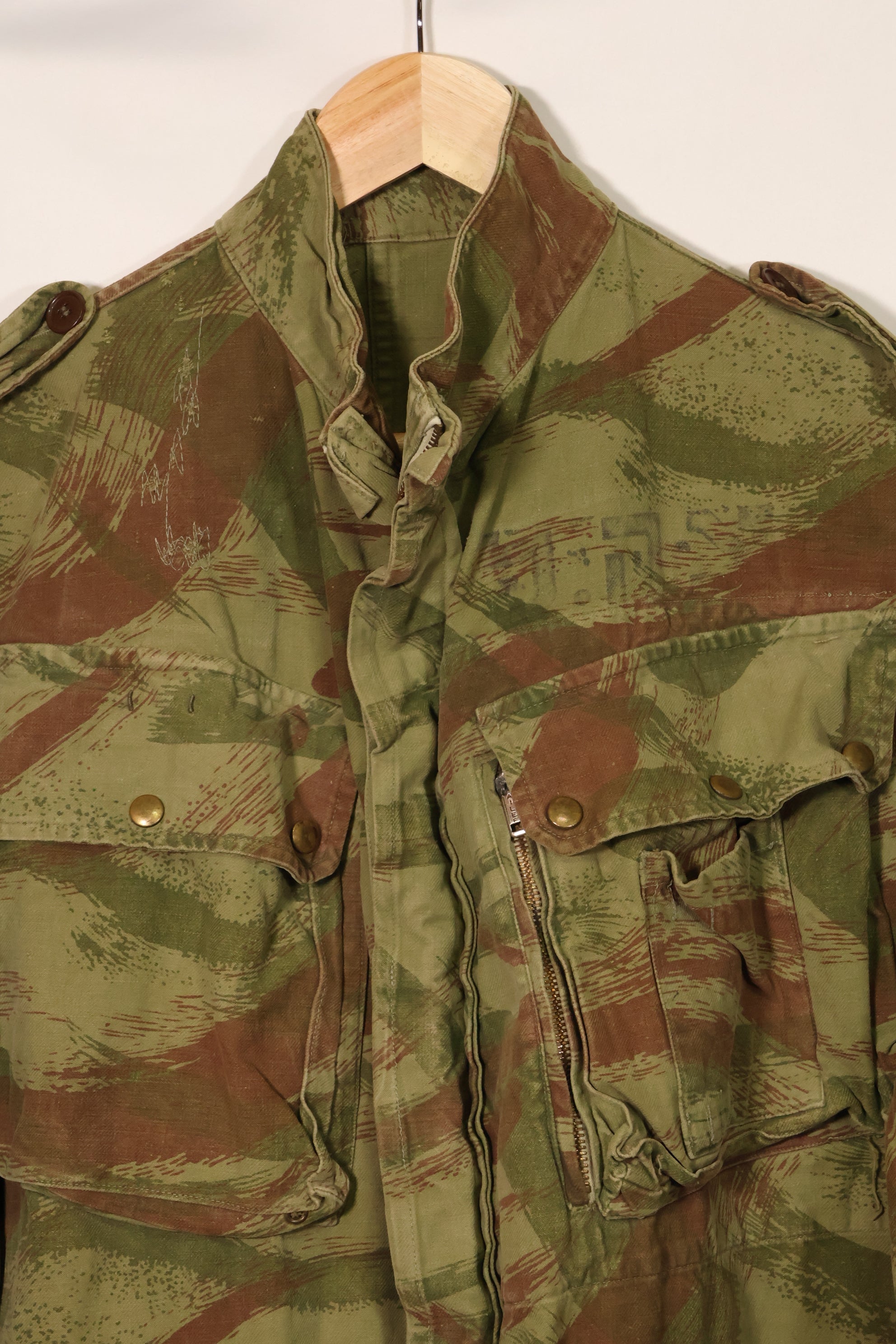 1950s French Army Lizard Camouflage TAP 47/53 Airborne Jacket with Israeli Stamp Used