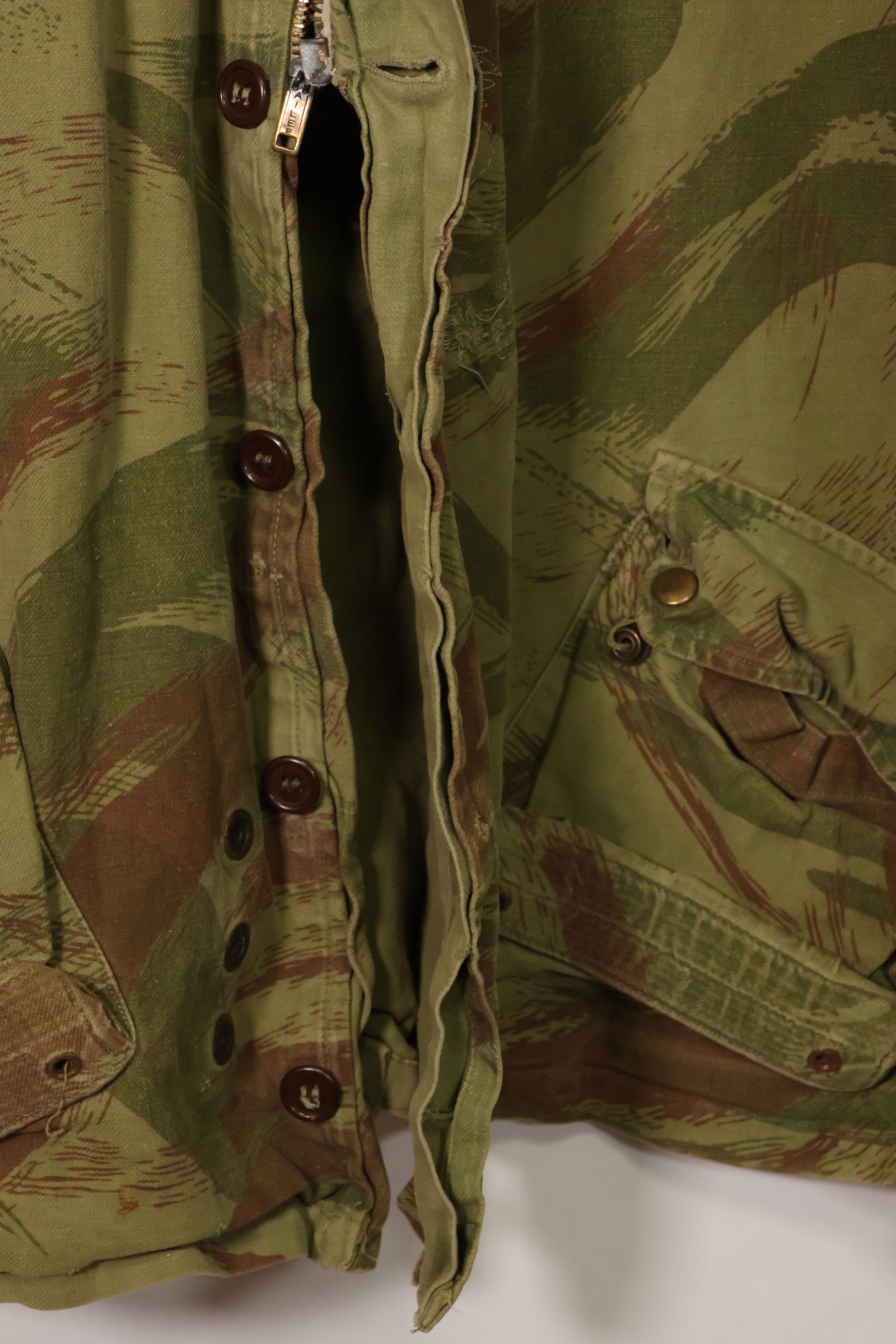 1950s French Army Lizard Camouflage TAP 47/53 Airborne Jacket with Israeli Stamp Used