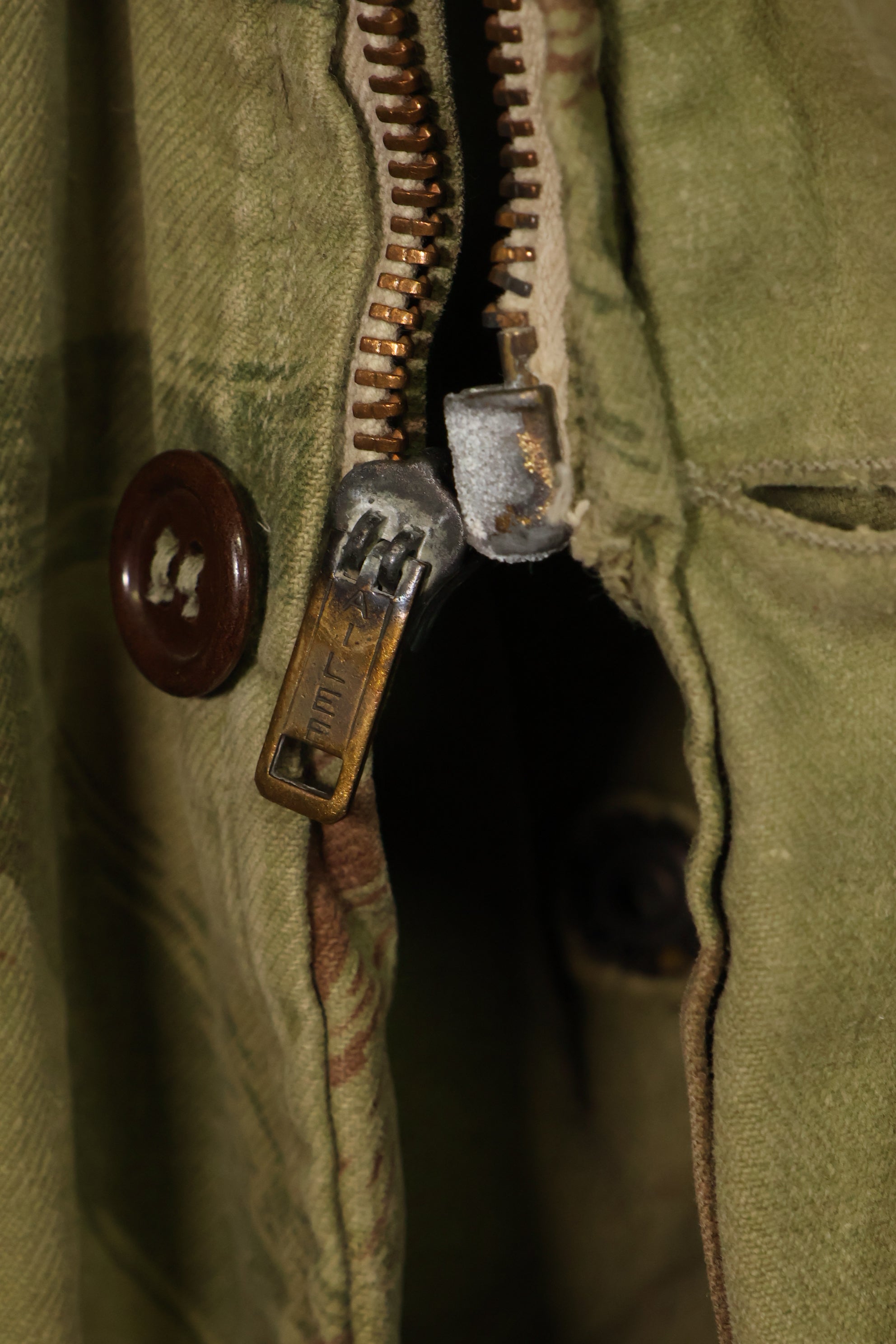 1950s French Army Lizard Camouflage TAP 47/53 Airborne Jacket with Israeli Stamp Used