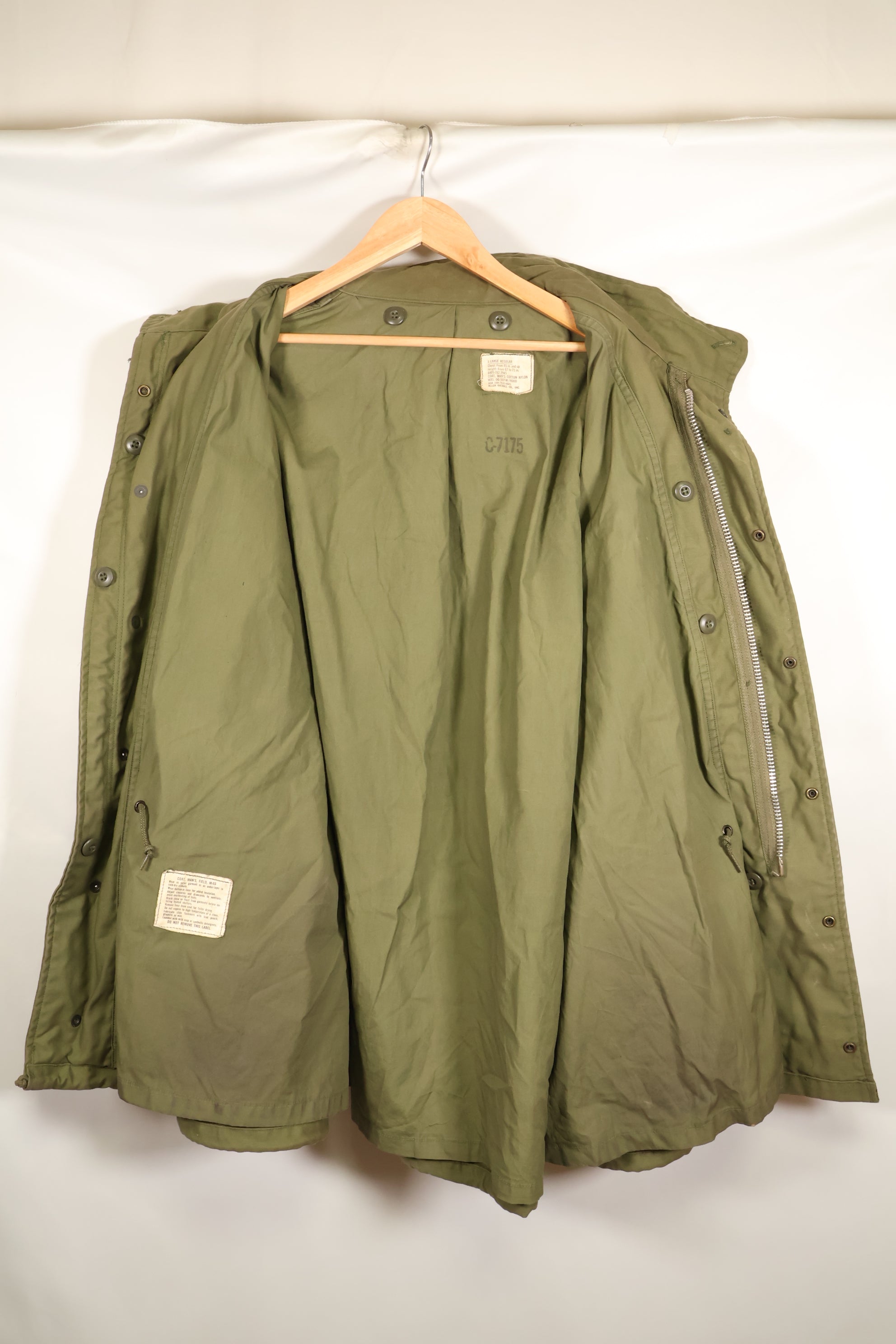 1970 Contract X-L-R 2nd Model U.S. Army M65 Field Jacket - Rare, Large Size - Used
