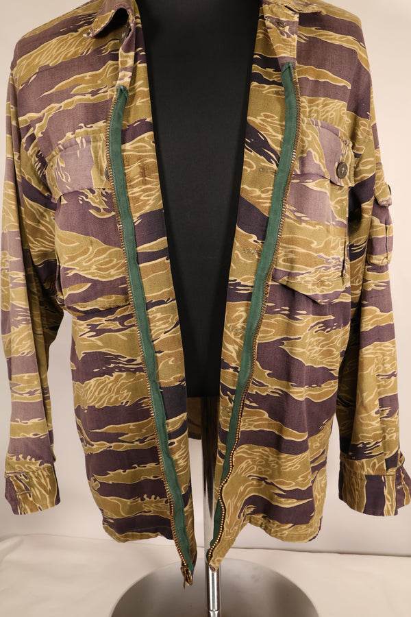 Late 1960s—Worn by a former MIKE FORCE advisor—Gold Tiger US-M shirt with modified zipper