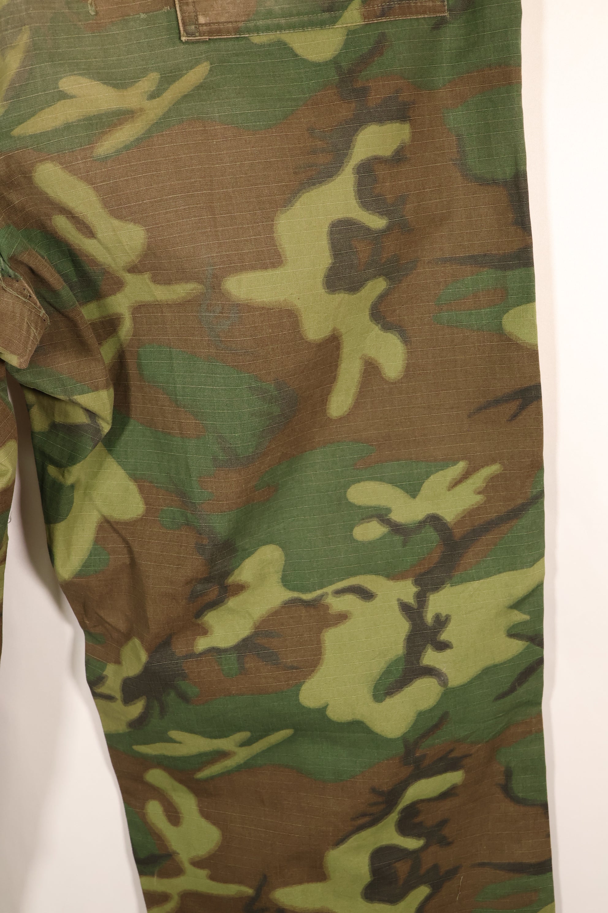 Late 1960s; Estimated size 36–38; ERDL Green Leaf Camo; OG-107 pant cut; utility pants; used