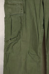 Contract year unknown S-R size 4th Model Jungle Fatigue pants, used, released by film company