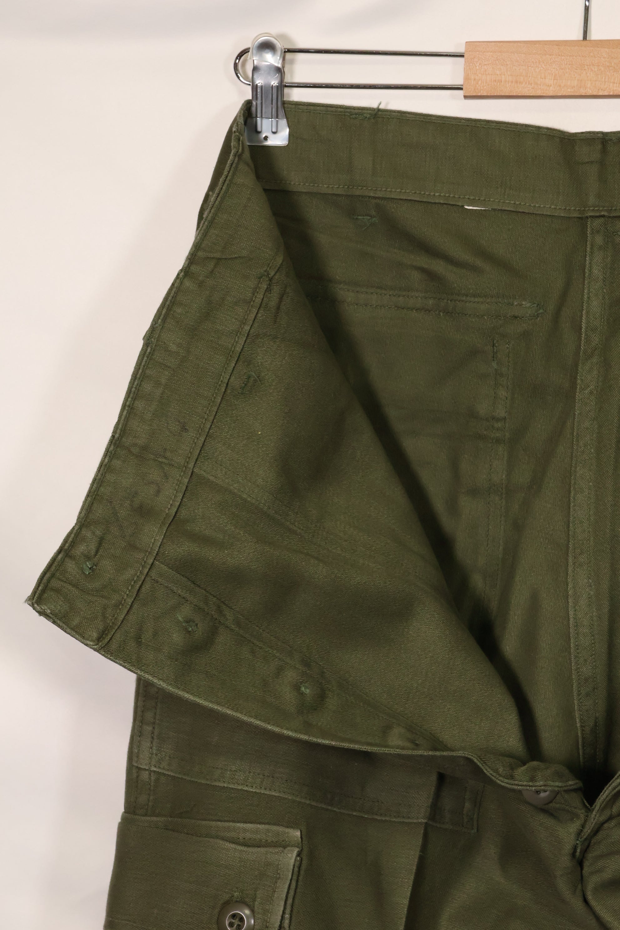 1960s lot OG-107 baker pants with modified cargo pockets, ex-special forces personnel, used F