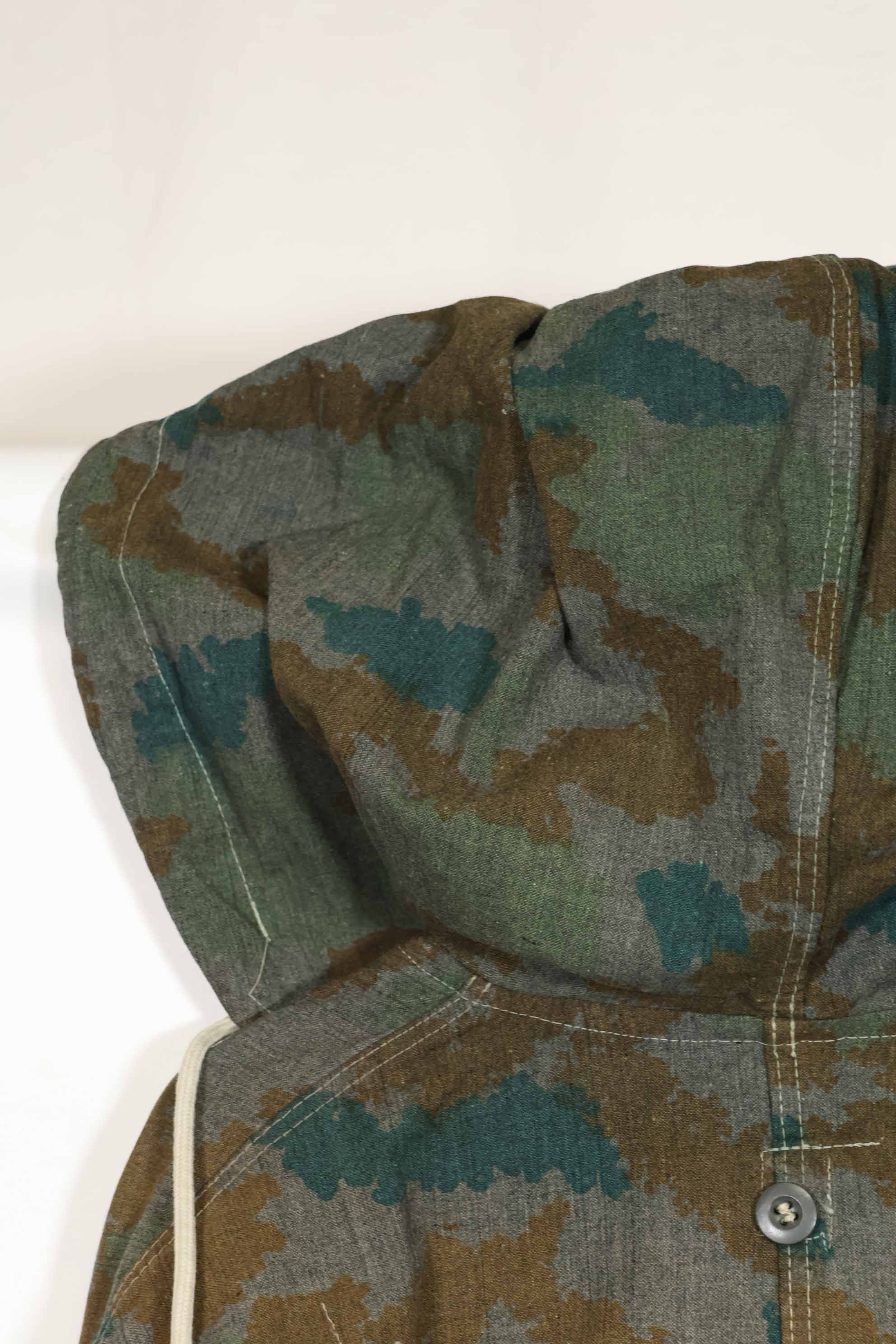 1962 East German Army NVA M58 Flächentarn sniper smock in Bluementarn camo, almost unused.