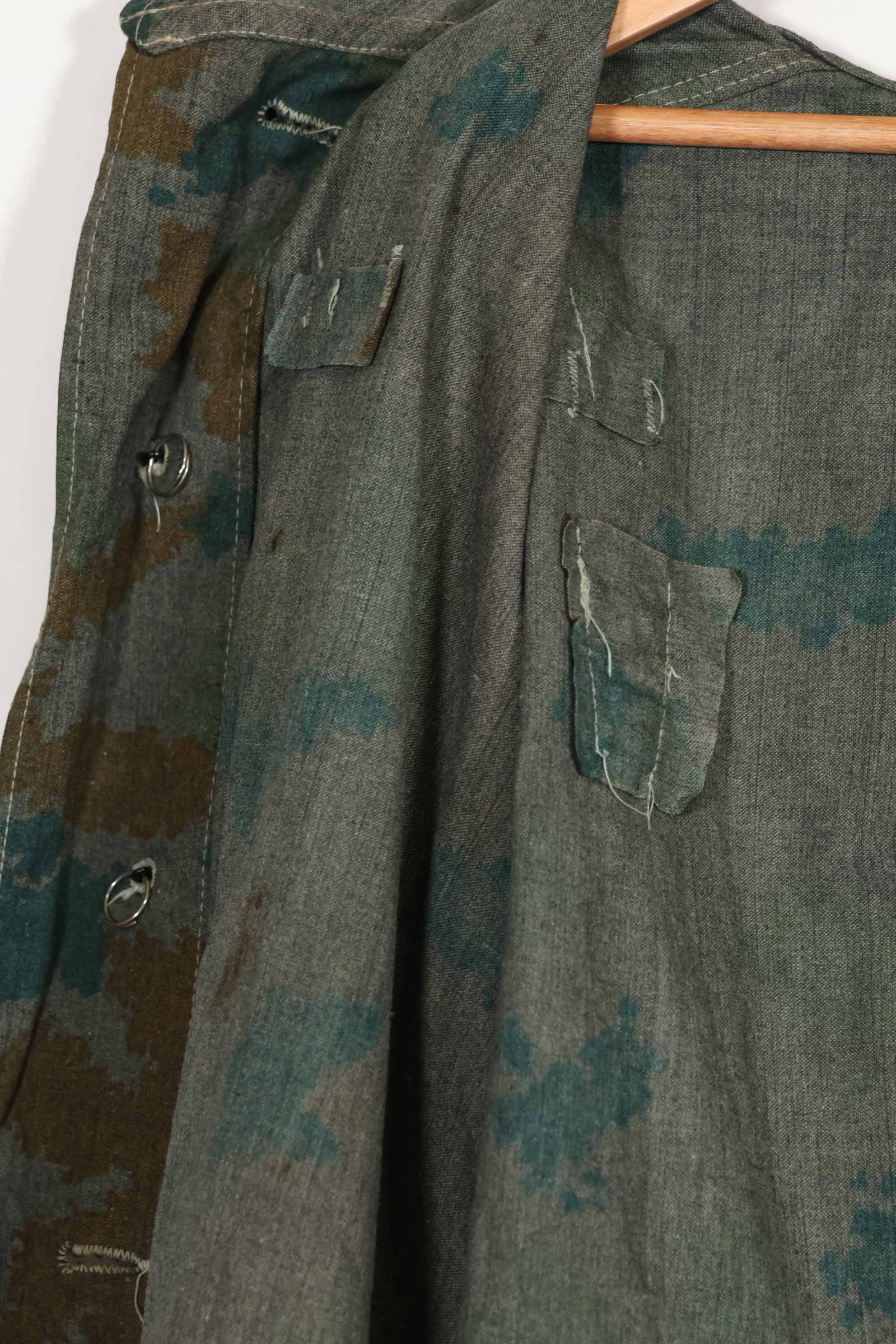 1962 East German Army NVA M58 Flächentarn sniper smock in Bluementarn camo, almost unused.