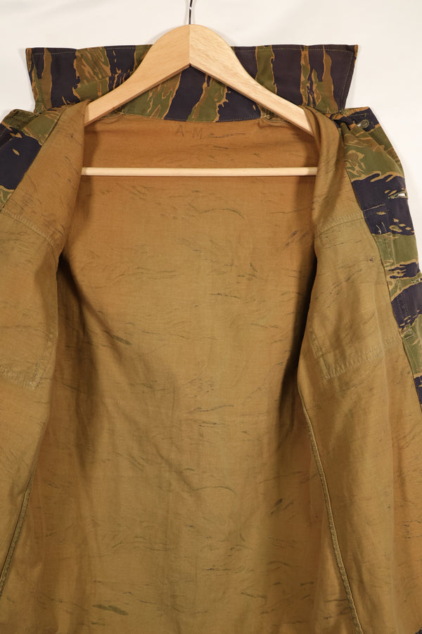 Real A-M Tiger Stripe Shirt Gold Tiger Derivative Pattern in good condition