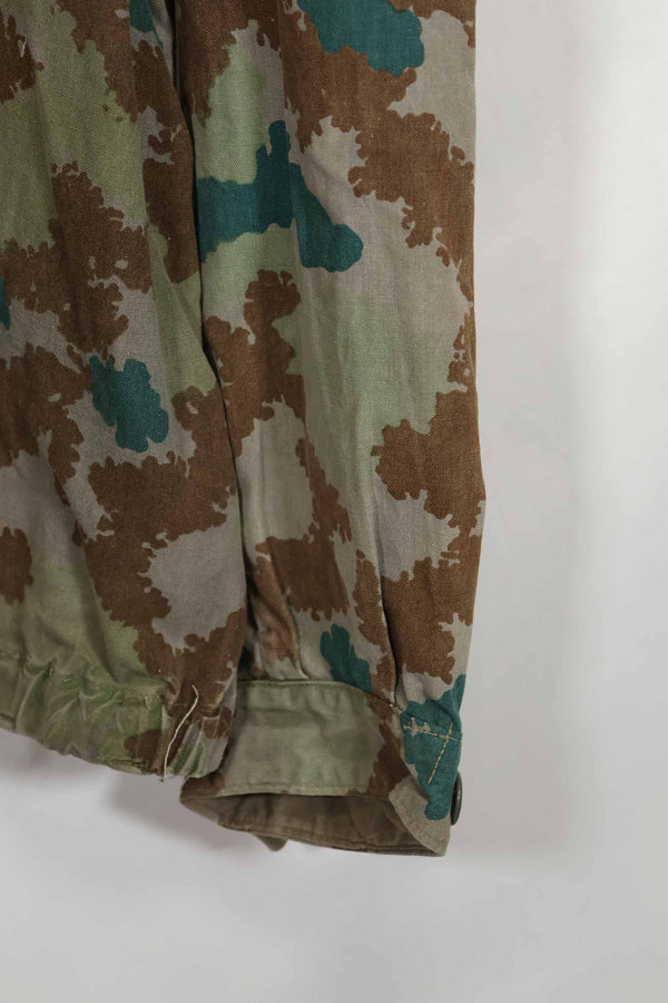 1960 East German Army NVA M58 Flächentarn sniper smock in blumentern camouflage, used.