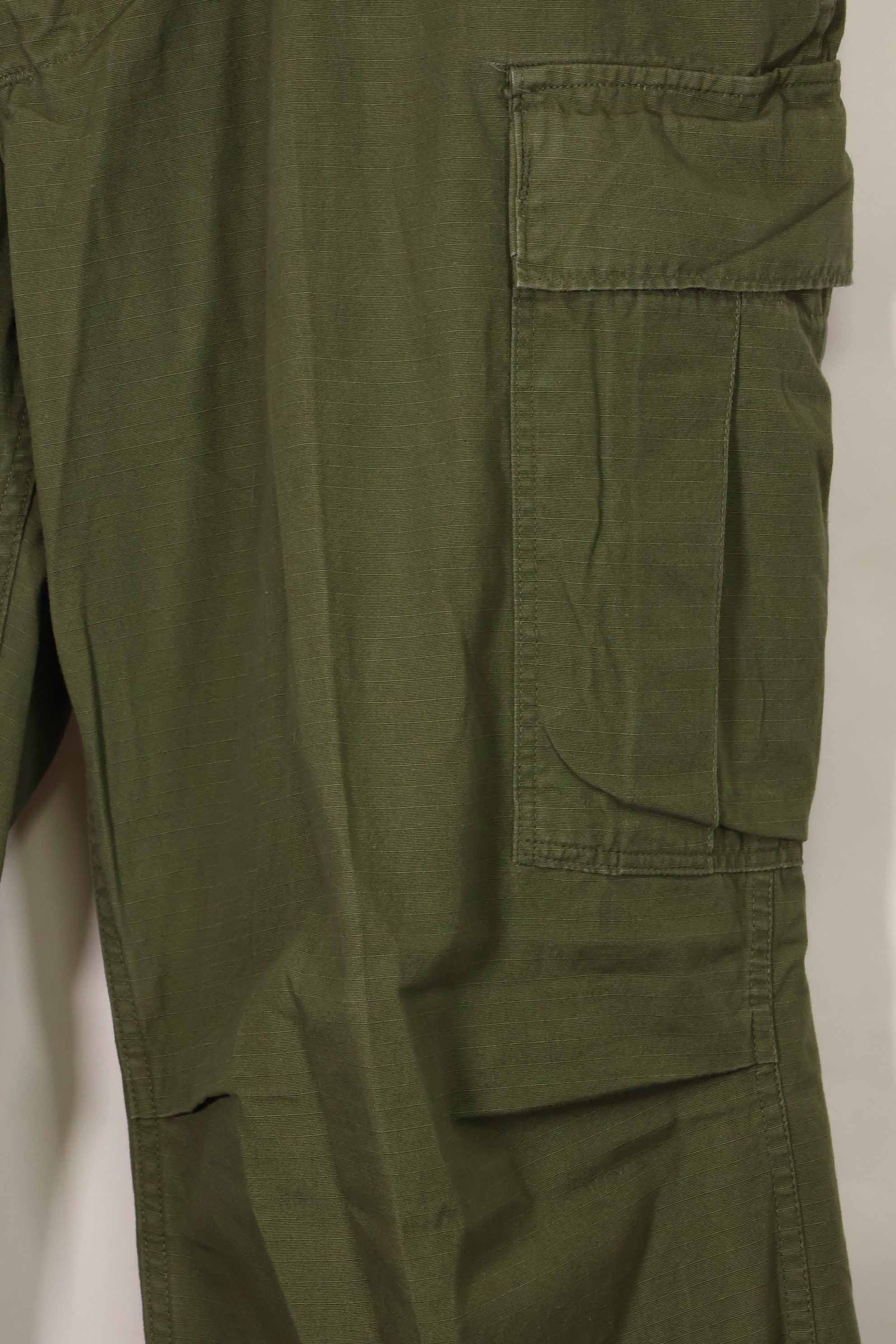 Contract year unknown 4th Model Ripstop Jungle Fatigue Pants L-R Used