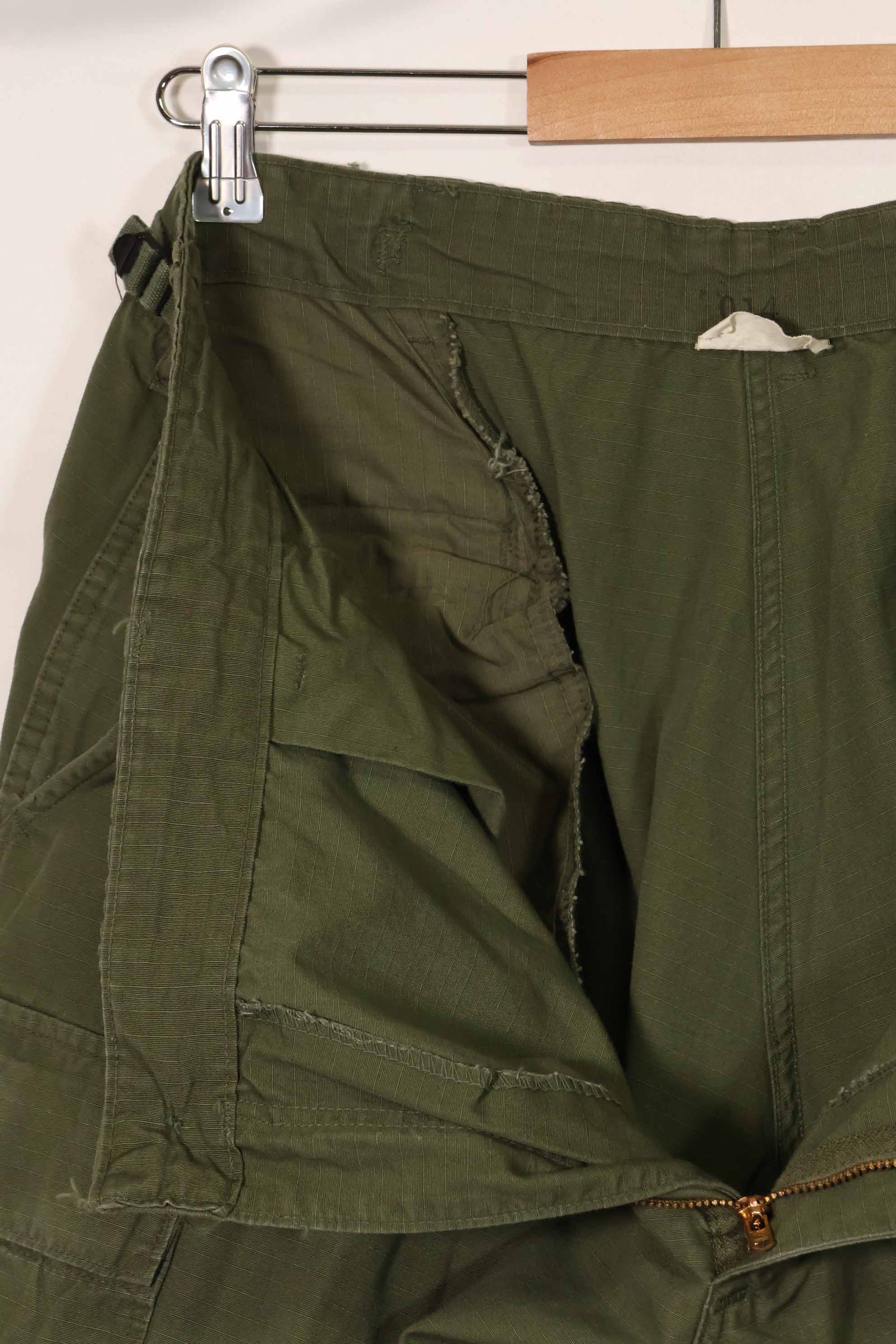 Contract year unknown 4th Model Ripstop Jungle Fatigue Pants L-R Used