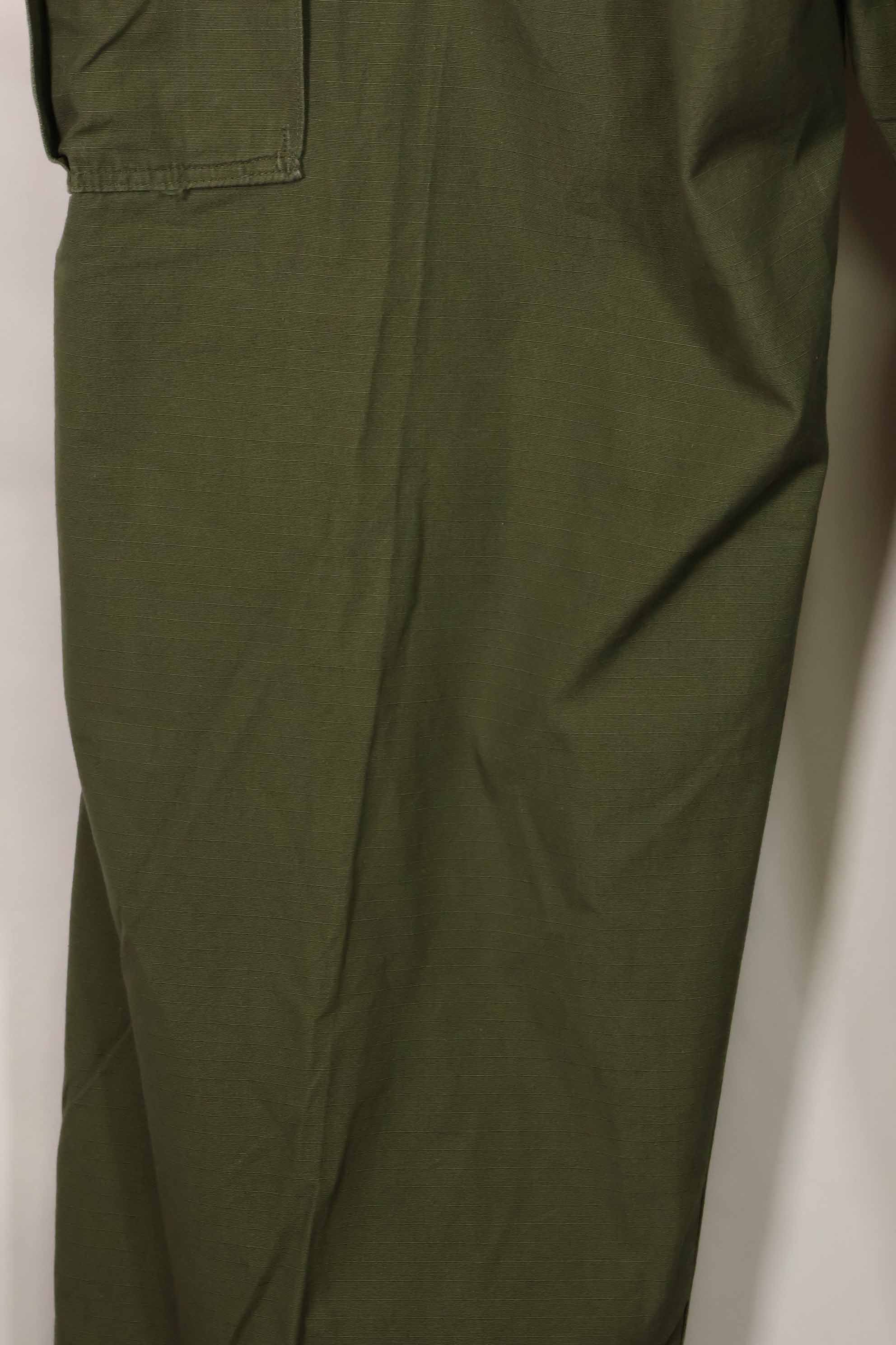 Contract year unknown 4th Model Ripstop Jungle Fatigue Pants L-R Used