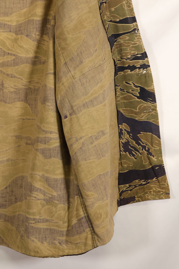 Late 1960s Gold Tiger Stripe Shirt US Cut US-M Faded Used