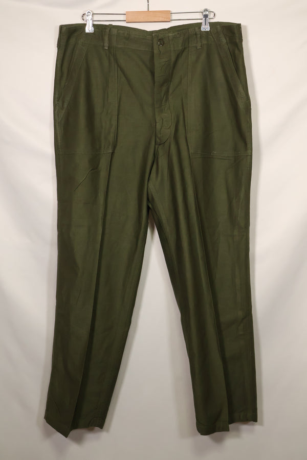 1960's Deadstock OG-107 Utility Pants Baker Pants 42 x 31 Never used