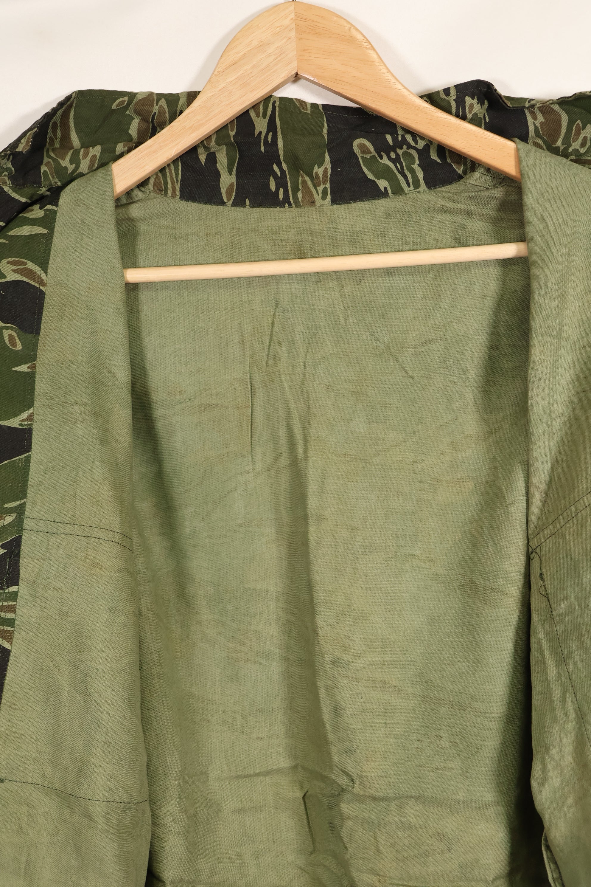 Actual Late War Pattern US Size Tiger Stripe Shirt Dark Color Almost Unused