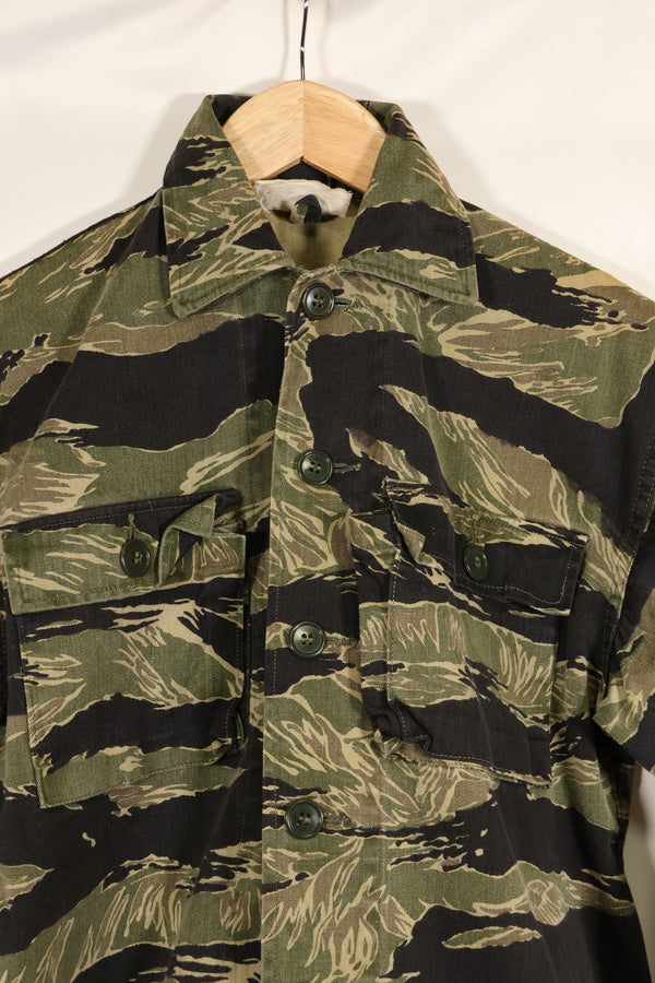 1960s A-M Okinawa Tiger Tiger Stripe Shirt Asian Cut in good used condition
