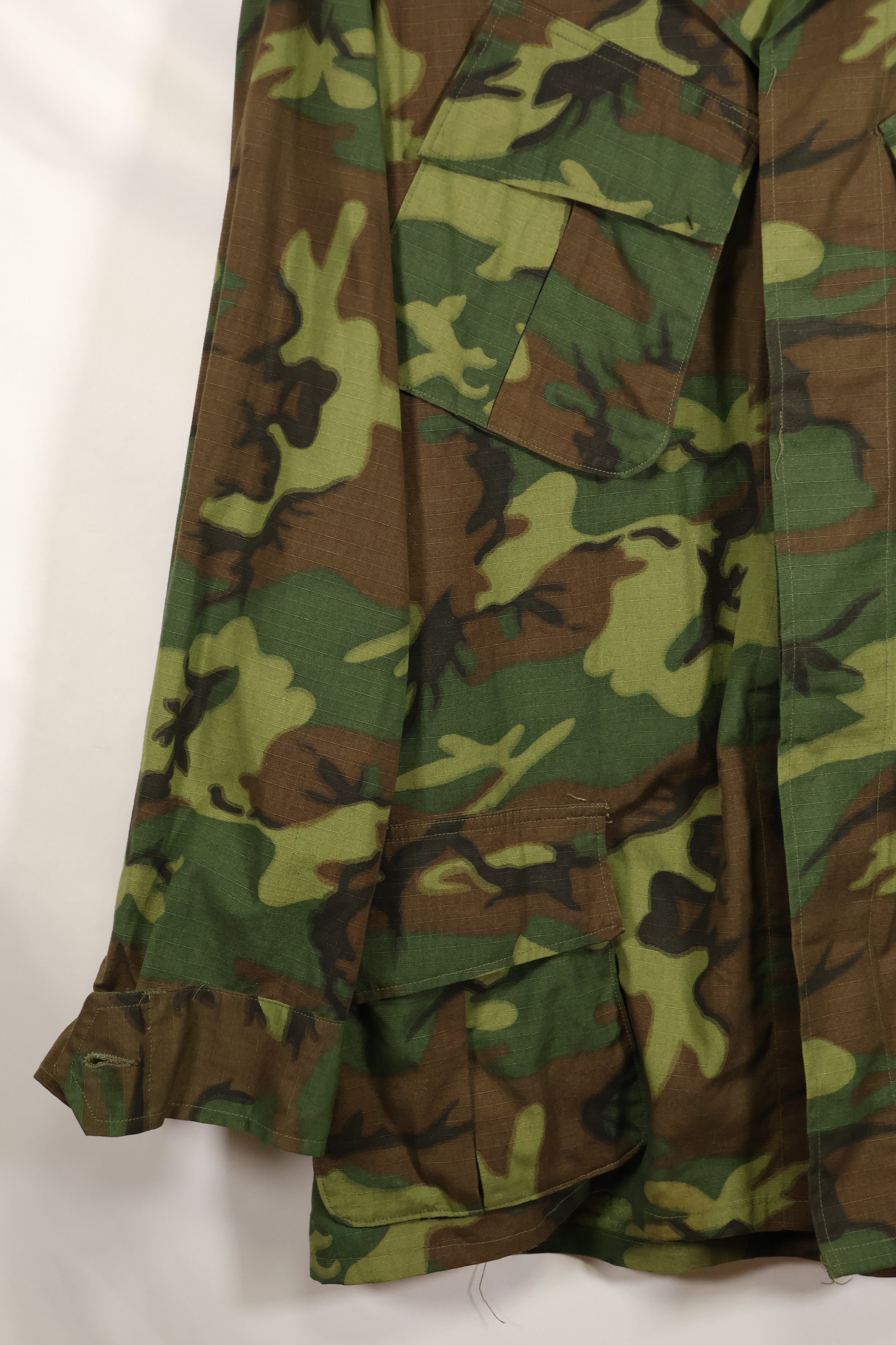 1970 Contract Deadstock X-L-R ERDL Green Leaf Camouflage Jungle Fatigue Jacket