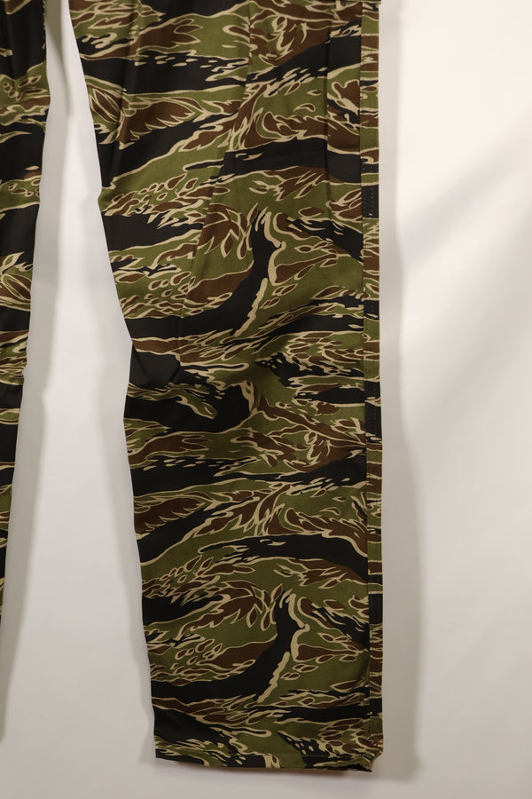 2024 US-XL MILITARIA 1911 Early Gold Tiger US Cut Pants Sample Used